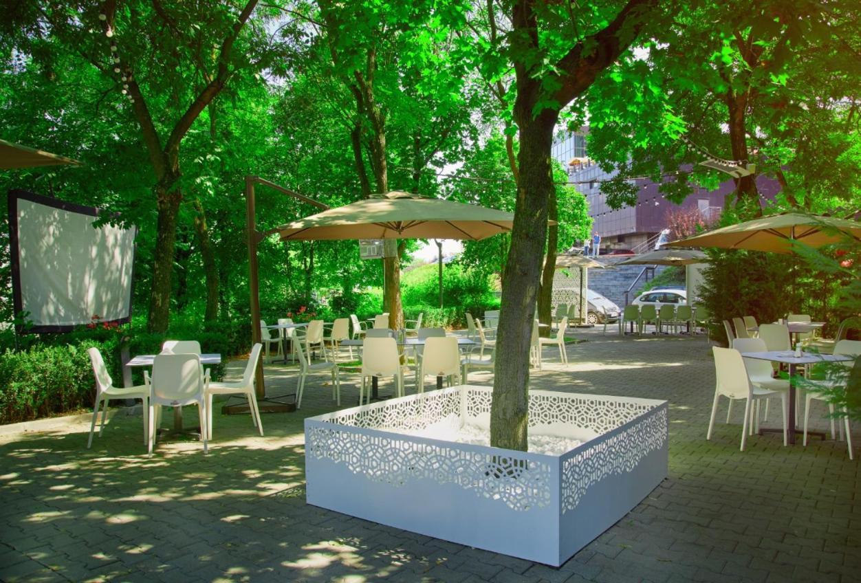 Hotel Univers Kluż-Napoka Zewnętrze zdjęcie