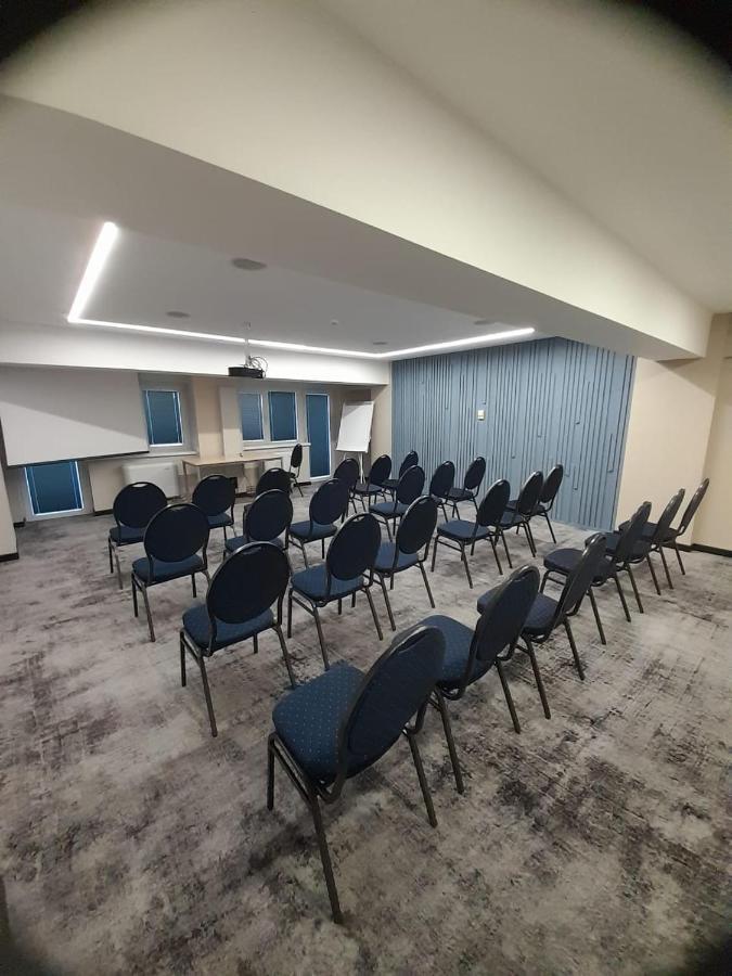 Hotel Univers Kluż-Napoka Zewnętrze zdjęcie