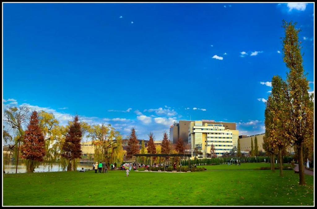 Hotel Univers Kluż-Napoka Zewnętrze zdjęcie